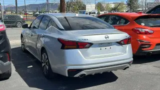 Nissan Altima 2019 2.5 SV 4dr Sedan
