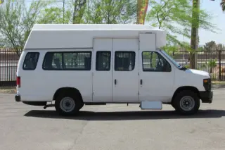 2011 Ford E-Series E-350 SD