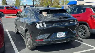 Ford Mustang Mach-E 2023 AWD Premium 4dr SUV