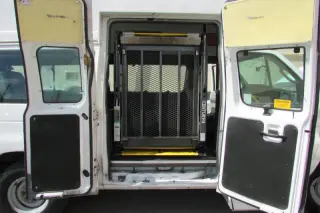 2011 Ford E-Series E-350 SD