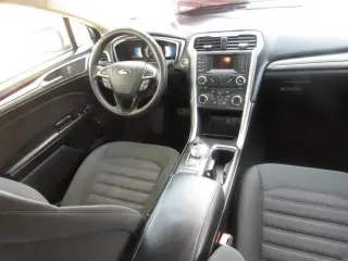 2017 Ford Fusion Hybrid SE