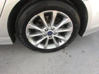2017 Ford Fusion Hybrid SE