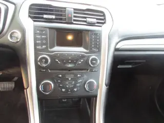 2017 Ford Fusion Hybrid SE