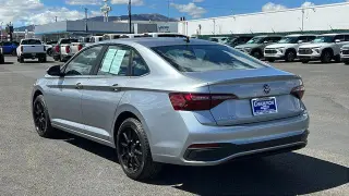 Volkswagen Jetta 2024 SE 4dr Sedan
