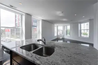 Propiedad en alquiler con 4 habitaciones y 2 baños en Chicago