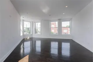 Propiedad en alquiler con 4 habitaciones y 2 baños en Chicago