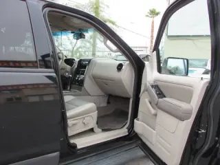 2006 Ford Explorer XLT