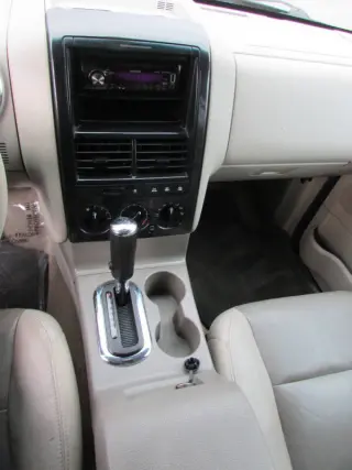 2006 Ford Explorer XLT