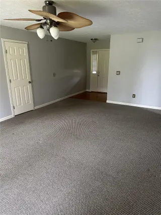 Propiedad en alquiler con 3 habitaciones y 2 baños en Walton