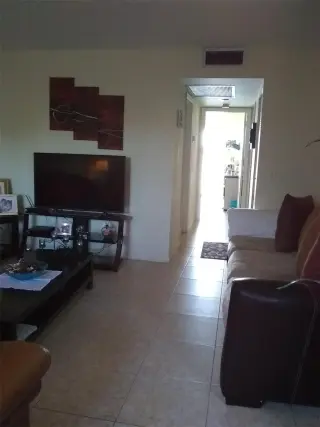 Propiedad en alquiler con 2 habitaciones y 2 baños en Pembroke Pines