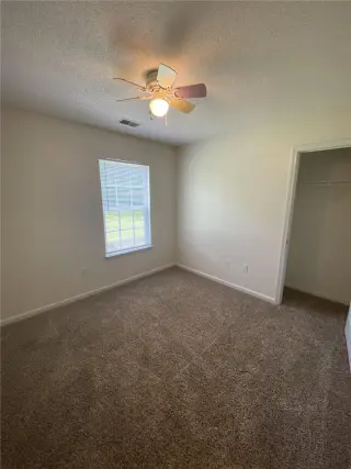 Propiedad en alquiler con 3 habitaciones y 2 baños en Springfield