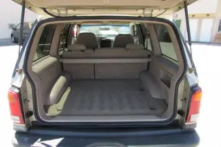 1999 Ford Explorer XLS