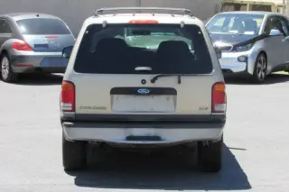 1999 Ford Explorer XLS