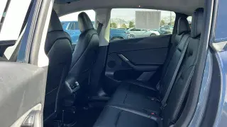 Tesla Model Y 2023 AWD Long Range 4dr Crossover