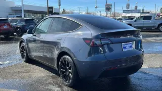 Tesla Model Y 2023 AWD Long Range 4dr Crossover
