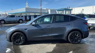 Tesla Model Y 2023 AWD Long Range 4dr Crossover