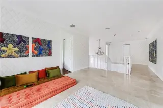 Propiedad en alquiler con 5 habitaciones y 5.5 baños en Miami