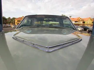 1966 Ford Thunderbird