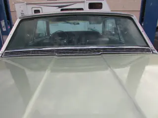 1966 Ford Thunderbird