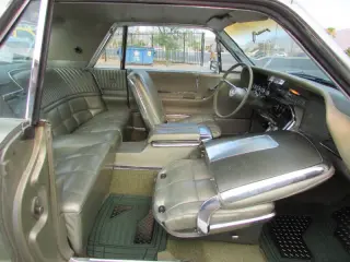 1966 Ford Thunderbird
