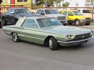 1966 Ford Thunderbird