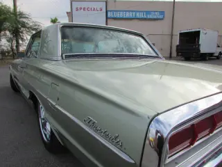 1966 Ford Thunderbird