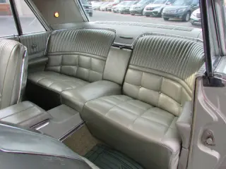 1966 Ford Thunderbird