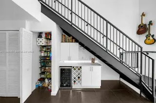 Propiedad en alquiler con 1 dormitorio y 1.5 baños en Miami