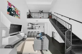 Propiedad en alquiler con 1 dormitorio y 1.5 baños en Miami