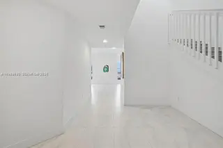Propiedad en alquiler con 2 habitaciones y 2.5 baños en Miami