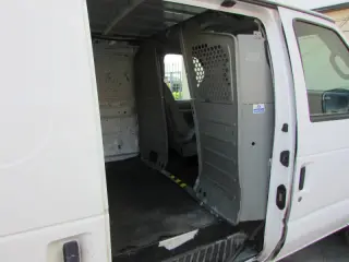 2011 Ford E-Series E-150