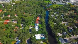 Propiedad en alquiler con 3 habitaciones y 2 baños en El Portal