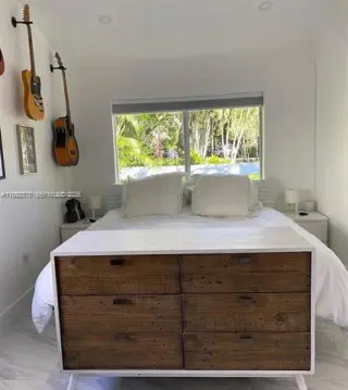 Propiedad en alquiler con 3 habitaciones y 2 baños en El Portal