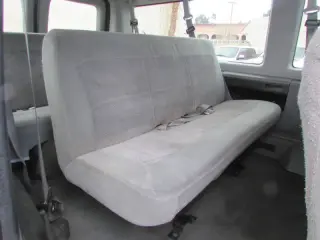 2006 Ford E-Series E-350 SD Chateau