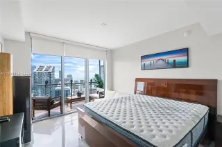 Propiedad en alquiler con 2 habitaciones y 2 baños en Miami