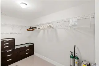 Propiedad en alquiler con 2 habitaciones y 2 baños en Miami
