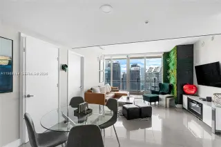 Propiedad en alquiler con 2 habitaciones y 2 baños en Miami