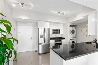 Propiedad en alquiler con 2 habitaciones y 2 baños en Miami