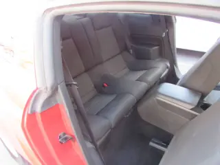 2005 Ford Mustang V6 Deluxe