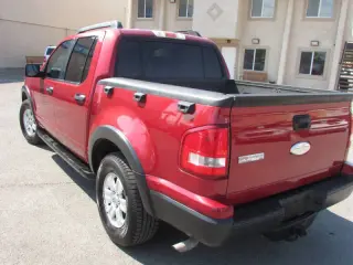 2007 Ford Explorer Sport Trac XLT