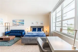 Propiedad en alquiler con 0 habitaciones y 1 baño en Miami Beach