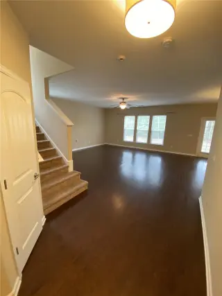 Propiedad en alquiler con 5 habitaciones y 3 baños en Pooler
