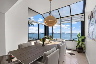 Propiedad en alquiler con 2 habitaciones y 2.5 baños en Miami