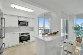 Propiedad en alquiler con 2 habitaciones y 2 baños en Miami Beach