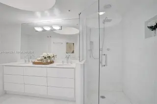 Propiedad en alquiler con 2 habitaciones y 2 baños en Miami Beach