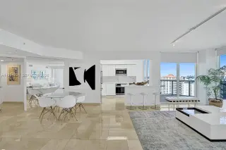 Propiedad en alquiler con 2 habitaciones y 2 baños en Miami Beach