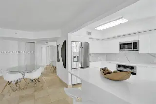 Propiedad en alquiler con 2 habitaciones y 2 baños en Miami Beach
