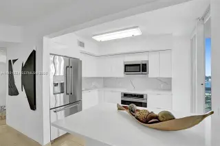 Propiedad en alquiler con 2 habitaciones y 2 baños en Miami Beach