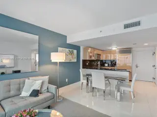 Propiedad en alquiler con 1 dormitorio y 1 baño en Miami Beach