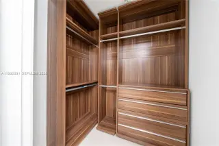 Propiedad en alquiler con 2 habitaciones y 2 baños en Miami
